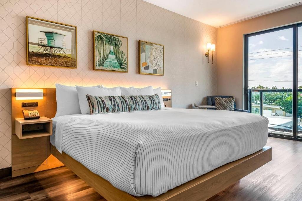 Room, 1 King Bed, Accessible, Non Smoking