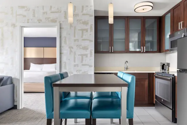 Bronx-hotel_2BedroomSuite